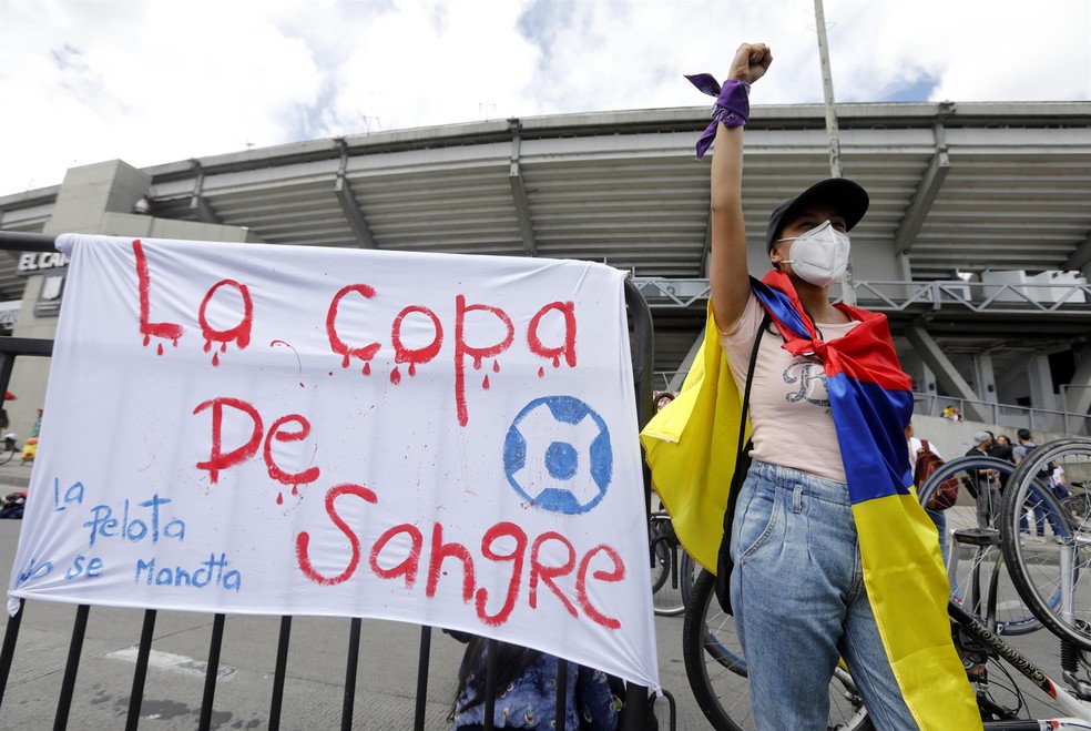 Protesto contra a Copa América na Colômbia, La copa de sangre
