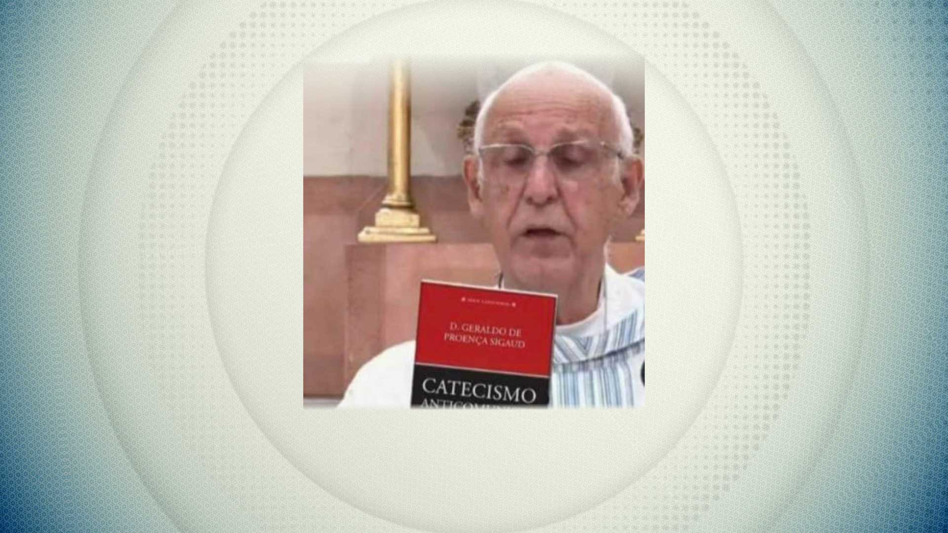 É falsa a imagem em que o padre Lancelotti aparece com livro religioso anticomunista